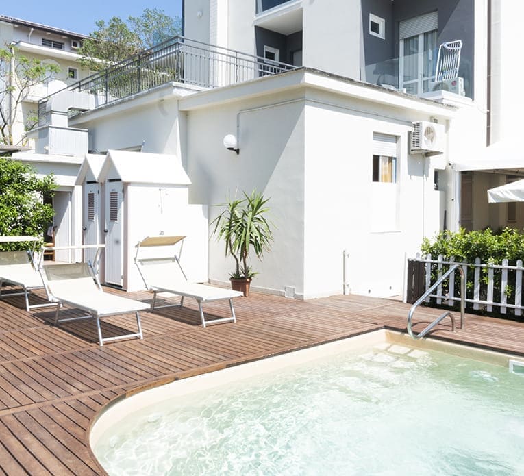 Hotel Villa Nora Piscina Contatti Footer